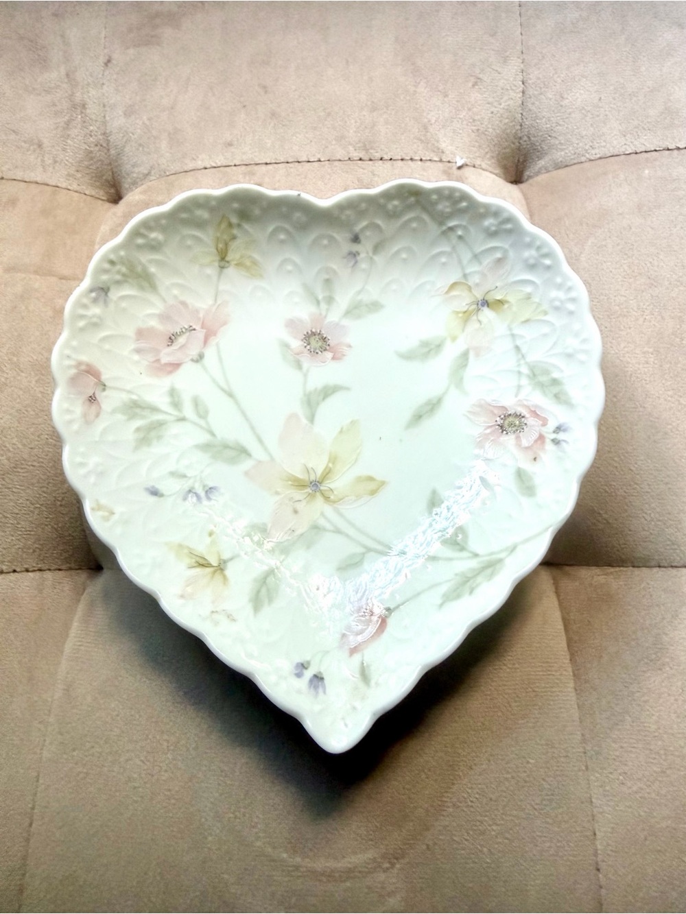 Mikasa Heart-Shaped Porcelain Dish in White with Pastel Floral Design